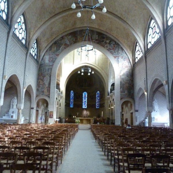 Tour of St. Leon Church in Paris